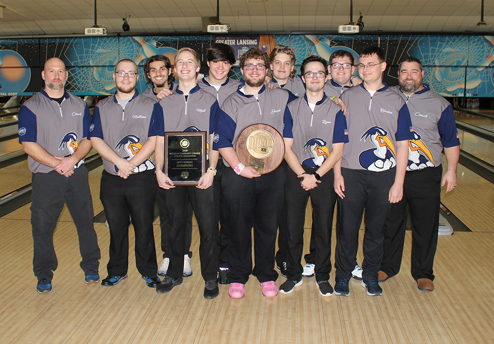 2020 MCCAA MEN'S BOWLING CHAMPIONS: Mid Michigan College Lakers